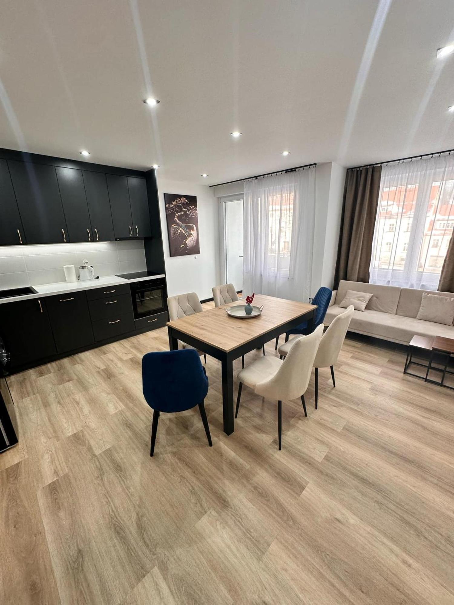 Apartament W Rynku - Duszniki- Zdroj Lägenhet Duszniki Zdrój Exteriör bild