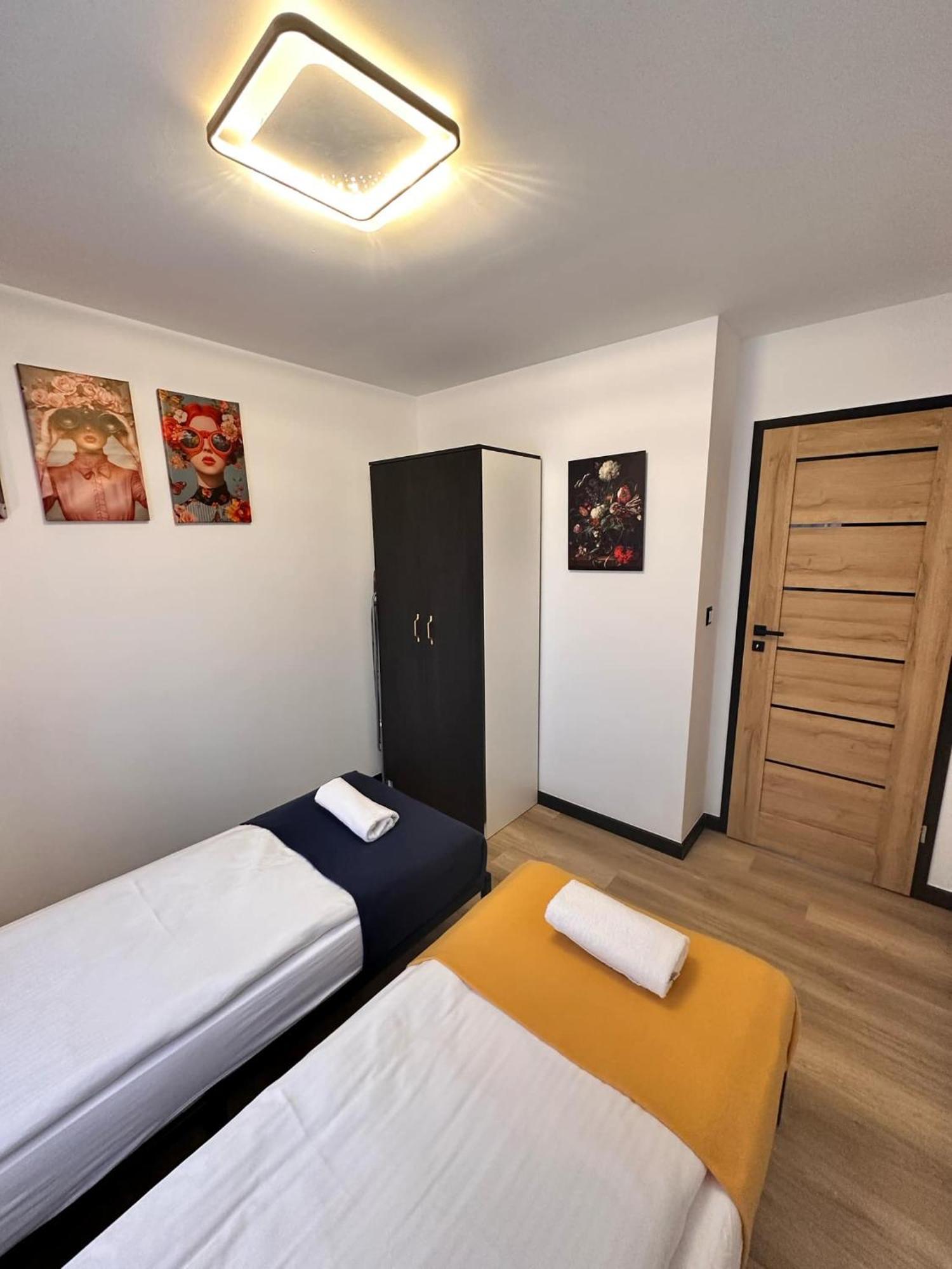 Apartament W Rynku - Duszniki- Zdroj Lägenhet Duszniki Zdrój Exteriör bild