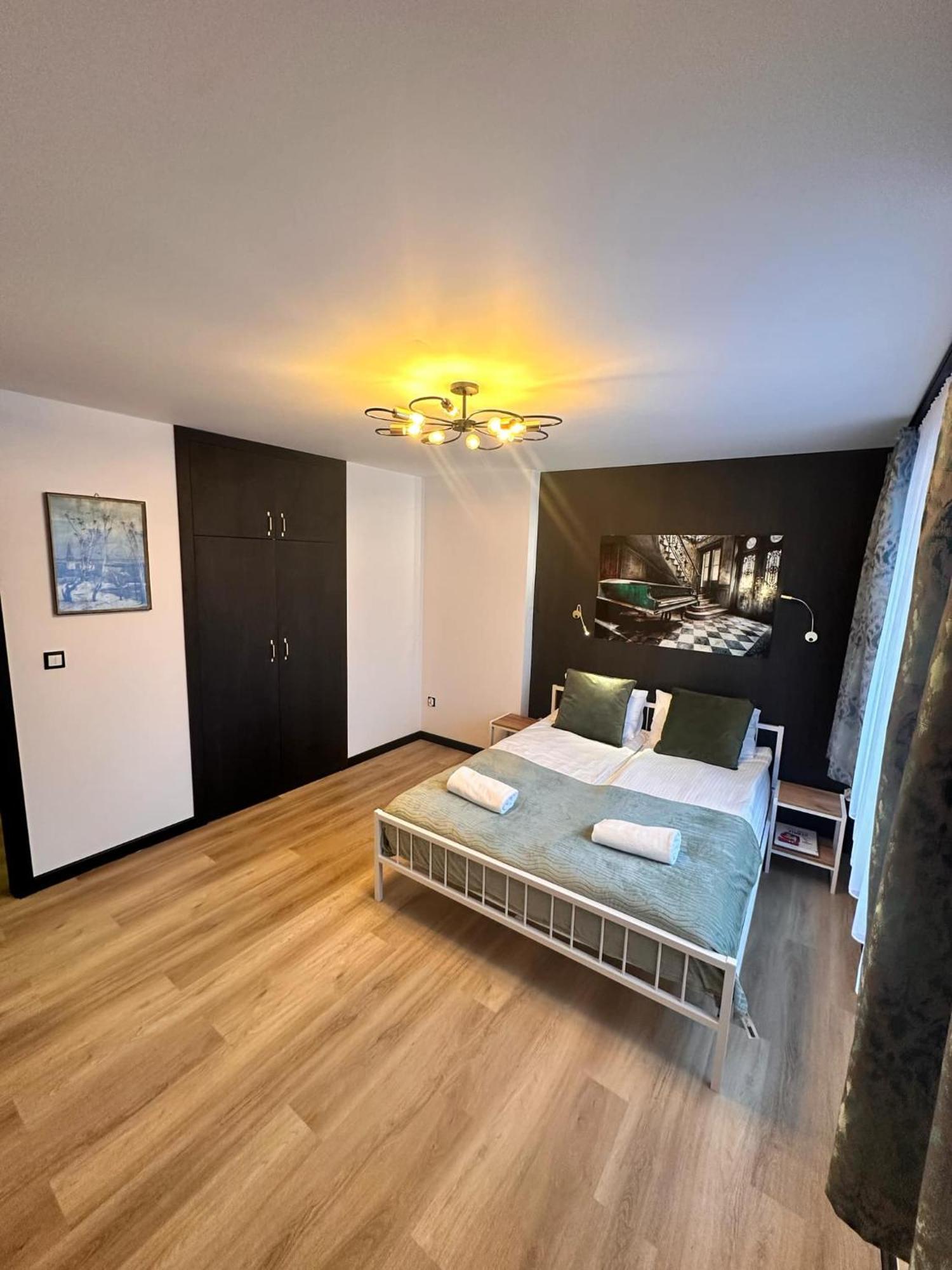 Apartament W Rynku - Duszniki- Zdroj Lägenhet Duszniki Zdrój Exteriör bild